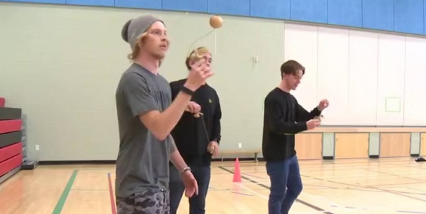 劍球 Kendama 強化手眼協調與反應力